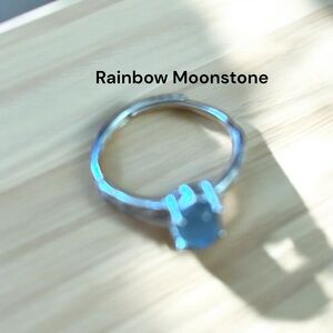 348R. Rainbow Moonstone Silver 925 Ring